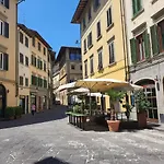 Niccolo Terrace