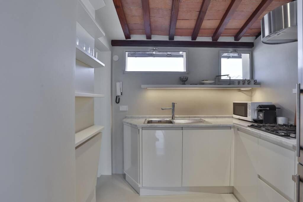 Niccolo Terrace Apartment *