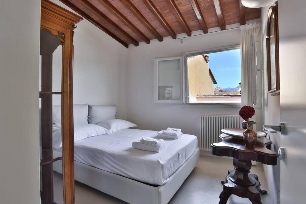 Niccolo Terrace *